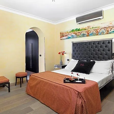 Hotel Lhp Siena 4*